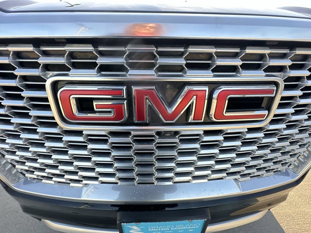 Used 2023 Black GMC Denali image 32