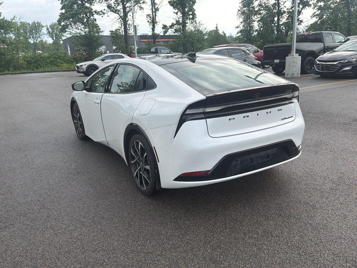 Used 2023 Wind Chill Pearl Toyota XSE image 6