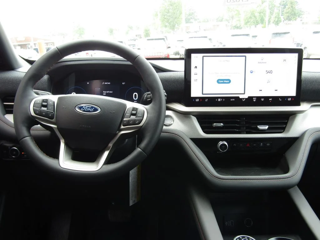 New 2027 Avalanche Gray Ford Active image 5