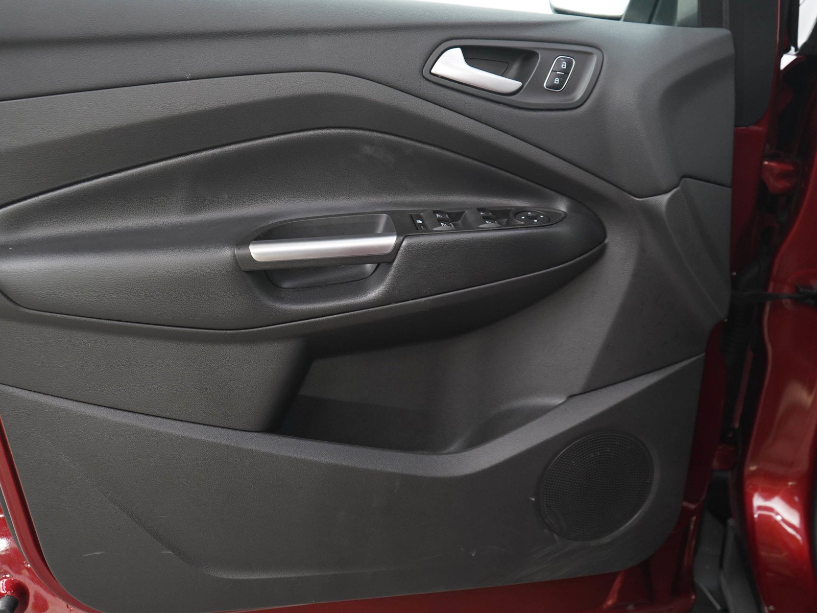 Used 2017 Ruby Red Metallic Ford SE image 18