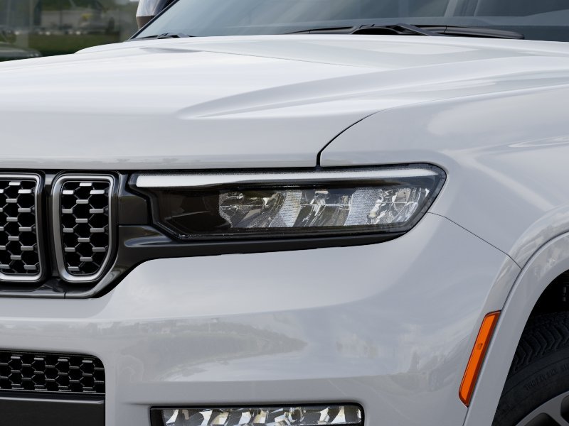 New 2025 Bright White Clear-Coat Exterior Paint Jeep Summit image 21