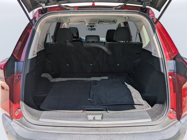 Used 2021 Red Nissan S image 12
