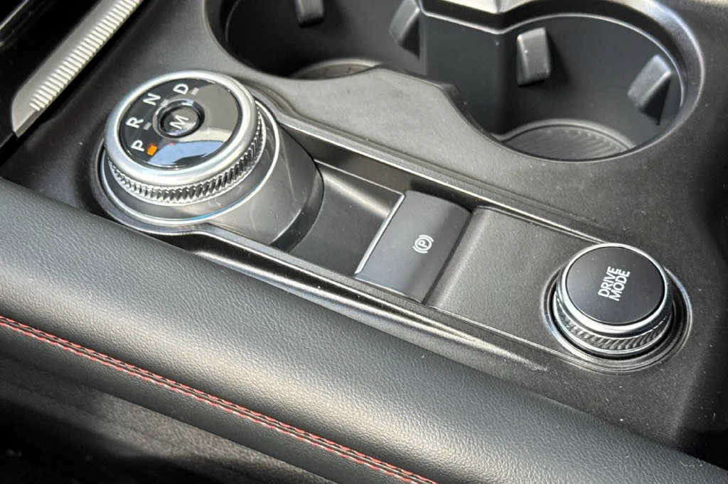 2025 Ford Explorer ST - Photo 23