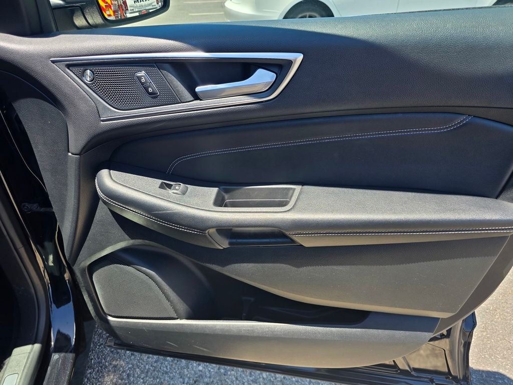 Used 2022 Black Ford Titanium image 24