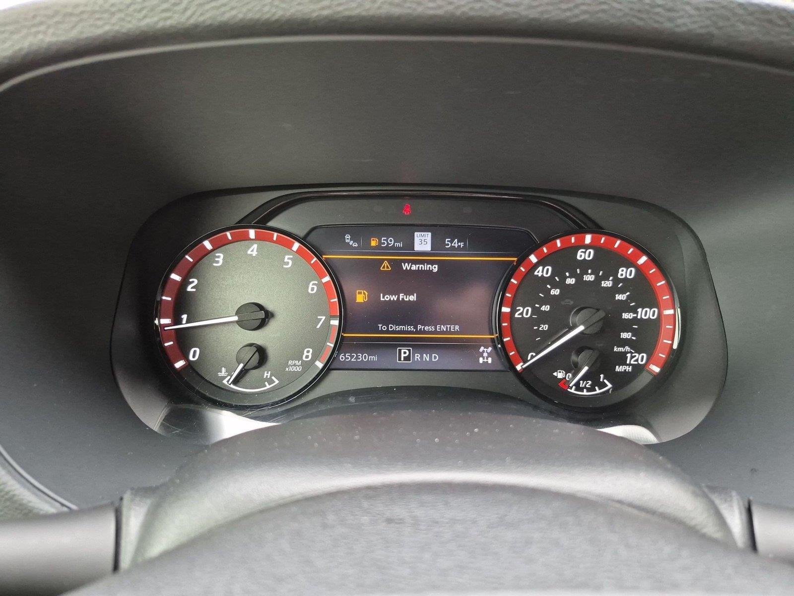 Used 2022 Boulder Grey Pearl Nissan PRO-4X image 21