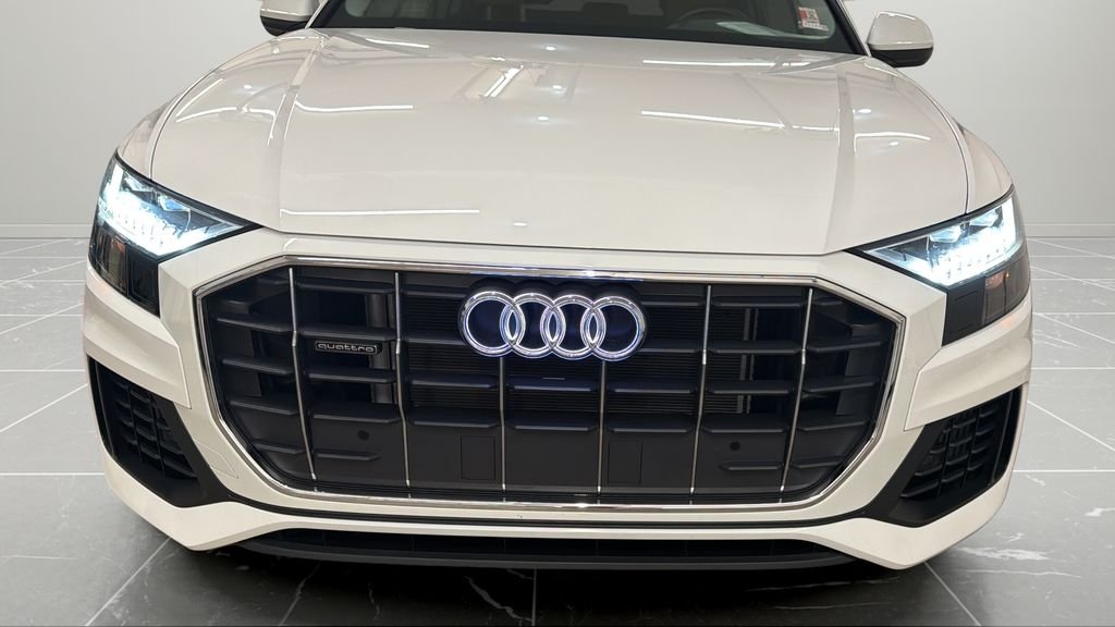 Used 2023 White Audi 55 Premium image 9