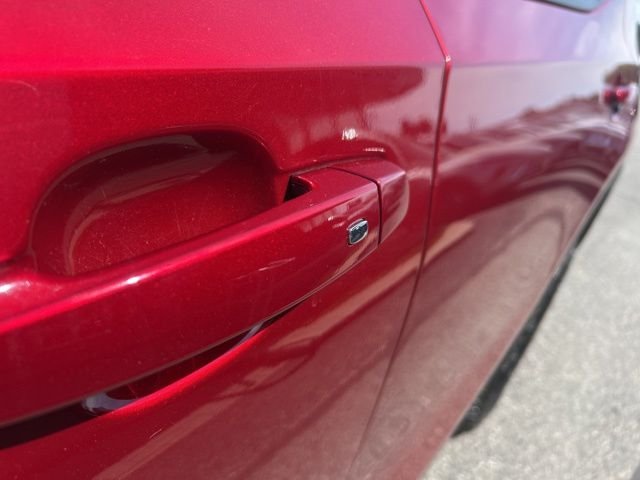 Used 2024 Red GMC AT4 image 18