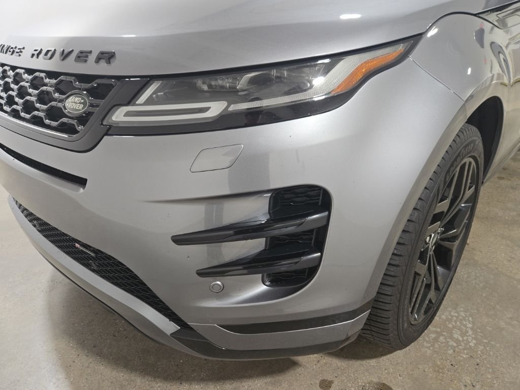 Used 2022 Eiger Gray Metallic Land Rover R-Dynamic SE image 10