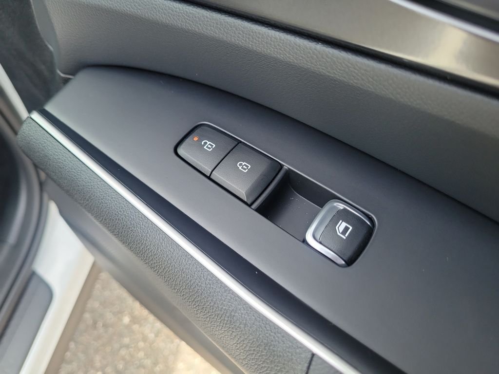 New 2026 White Kia S image 11