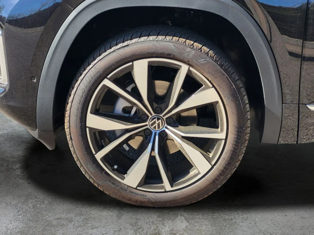2025 Volkswagen Atlas Cross Sport SEL Premium R-LINE - Photo 21
