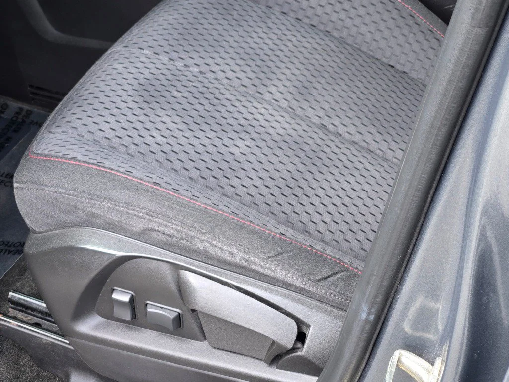 Used 2013 Gray GMC SLE-1 image 21