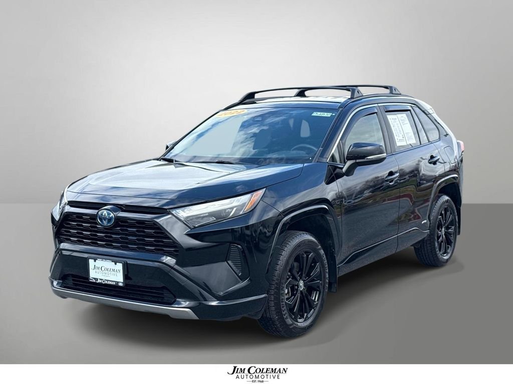 2022 Toyota RAV4 SE