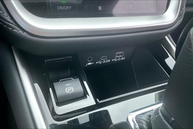 Used 2025 Silver Subaru Premium image 32