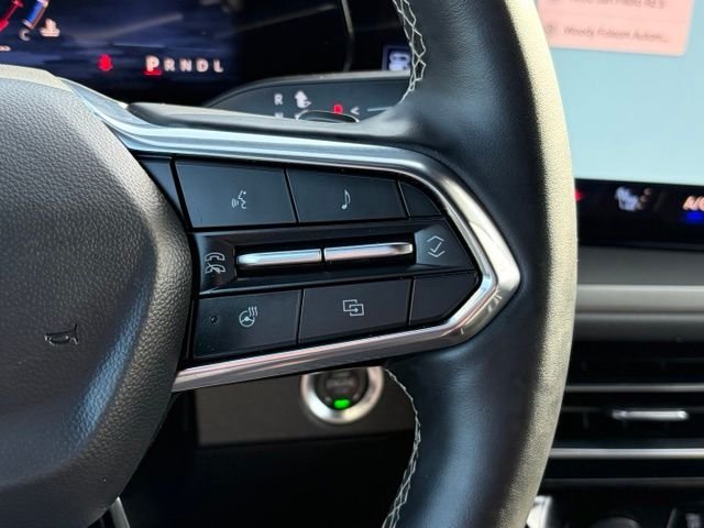 Used 2025 Gray Chevrolet LT image 22
