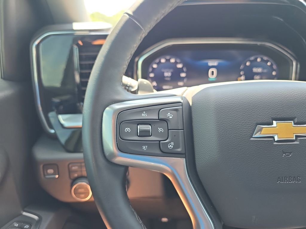 Used 2026 Black Chevrolet LTZ image 22