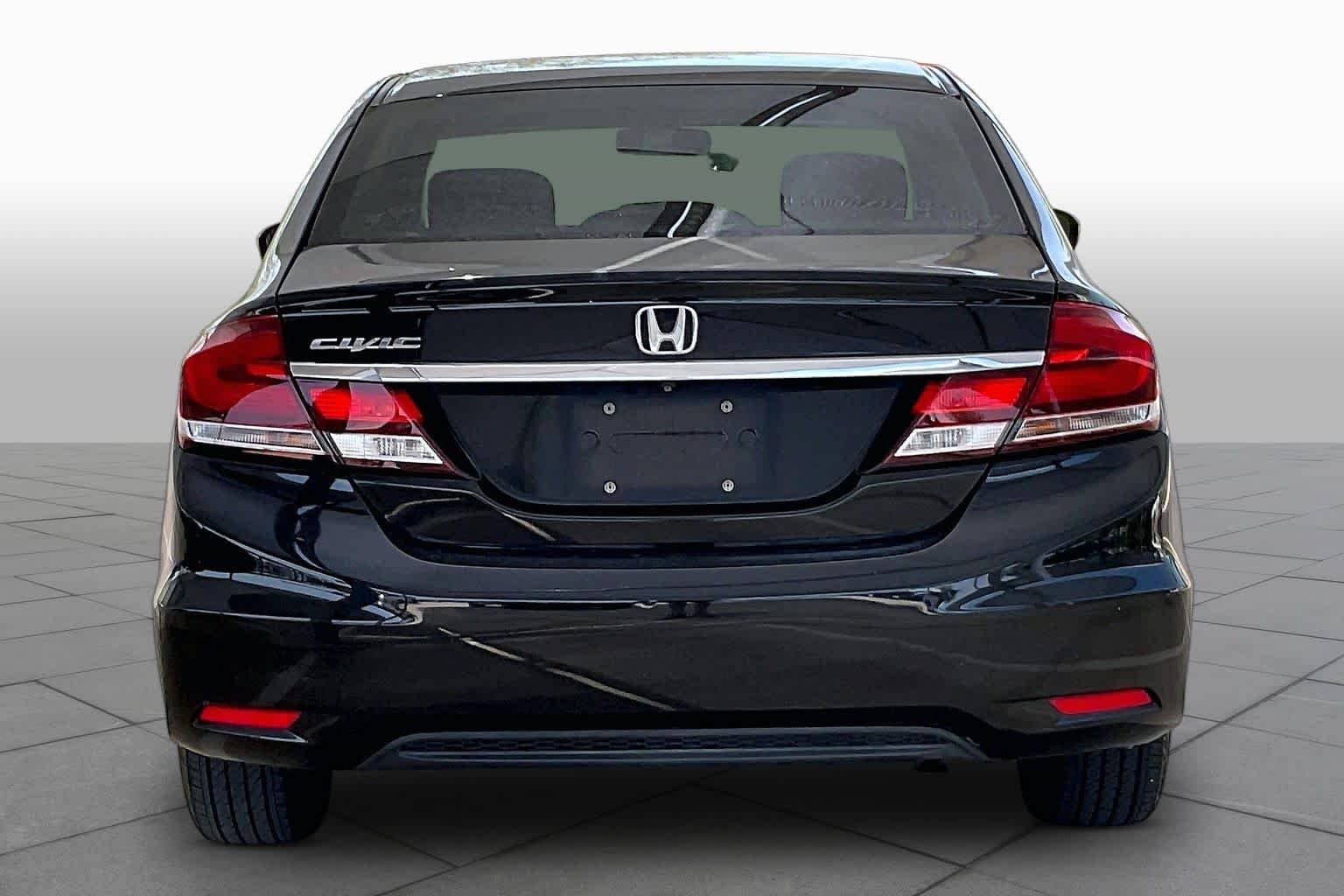 Pre-Owned 2015 Honda Civic EX