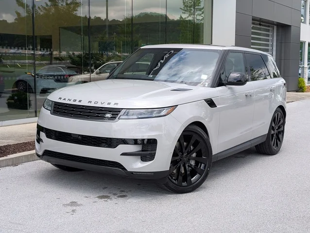 2026 Land Rover Range Rover Sport SE