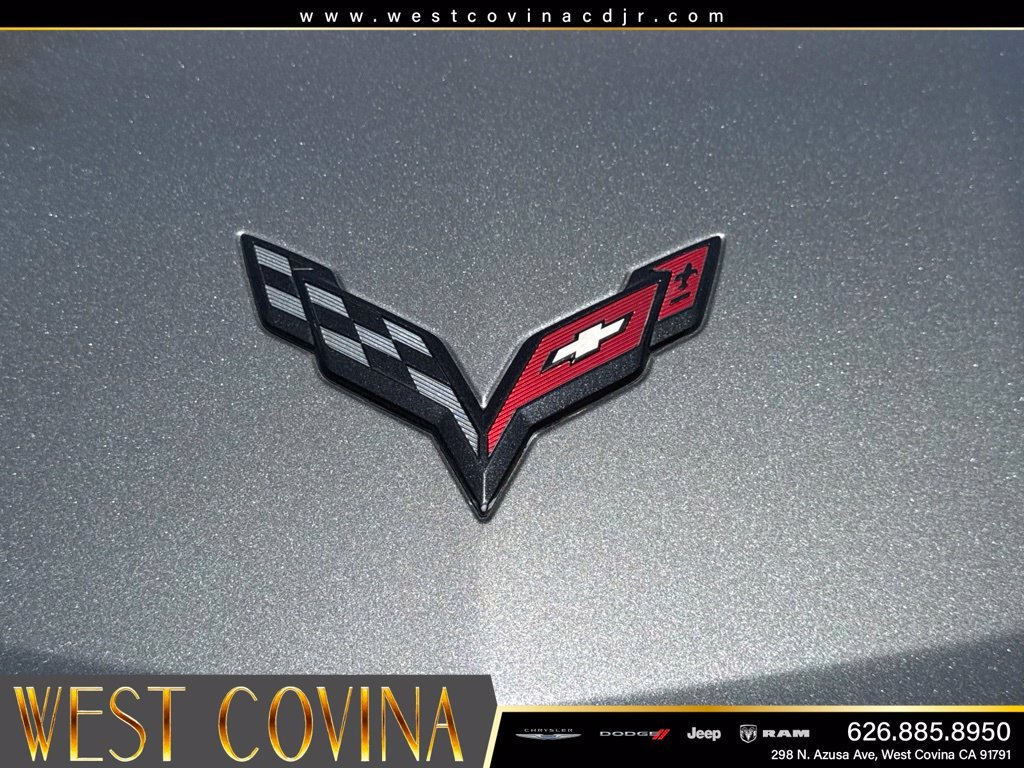 Used 2015 Gray Chevrolet Stingray image 8
