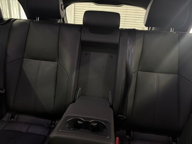 Certified Used 2025 Black Land Rover Dynamic SE image 12