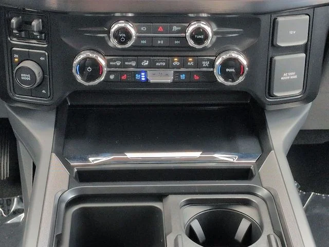 New 2026 Agate Black Metallic Ford F-350® Lariat® image 19