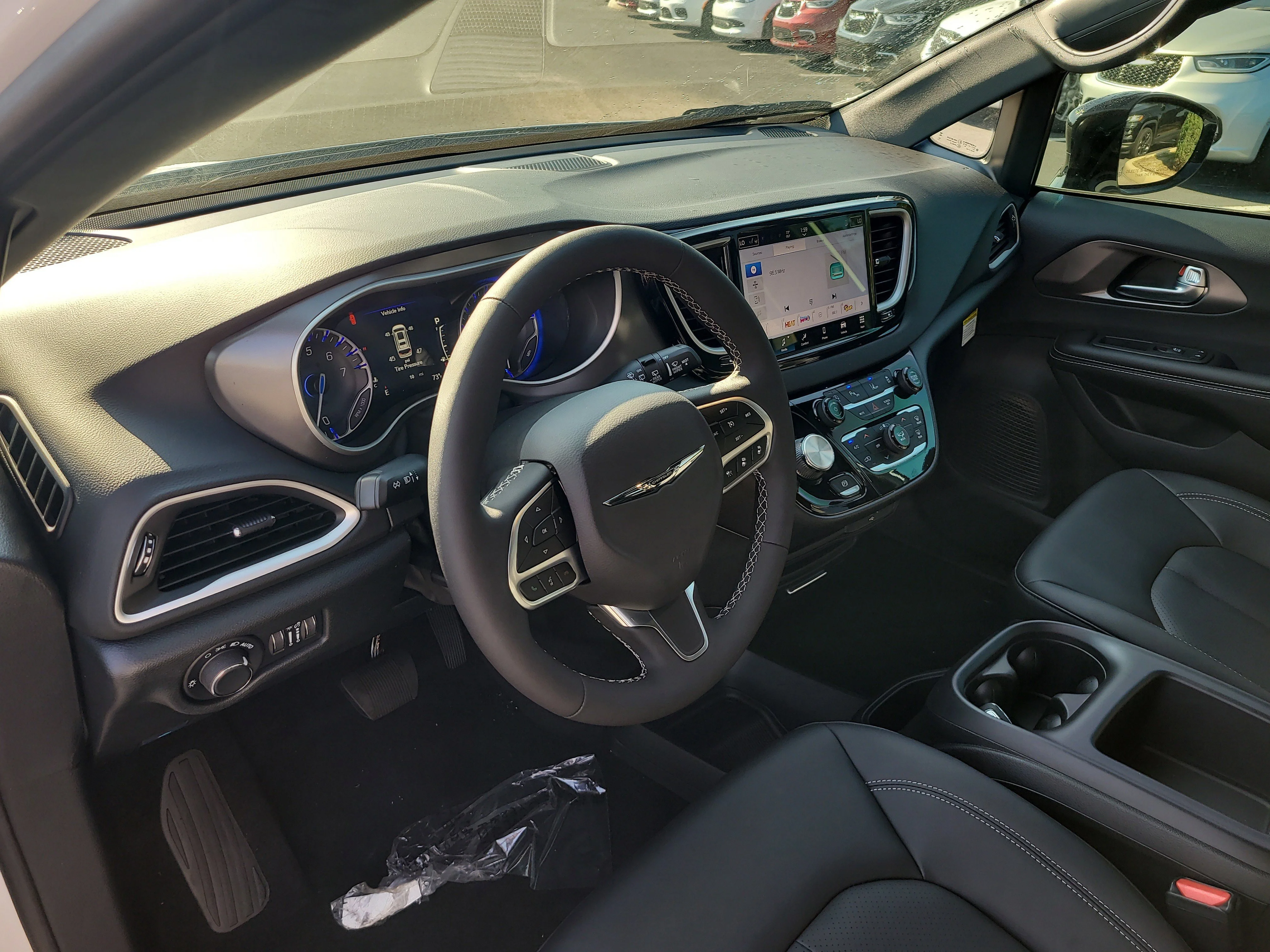 New 2026 Bright White Clearcoat Chrysler LX image 16
