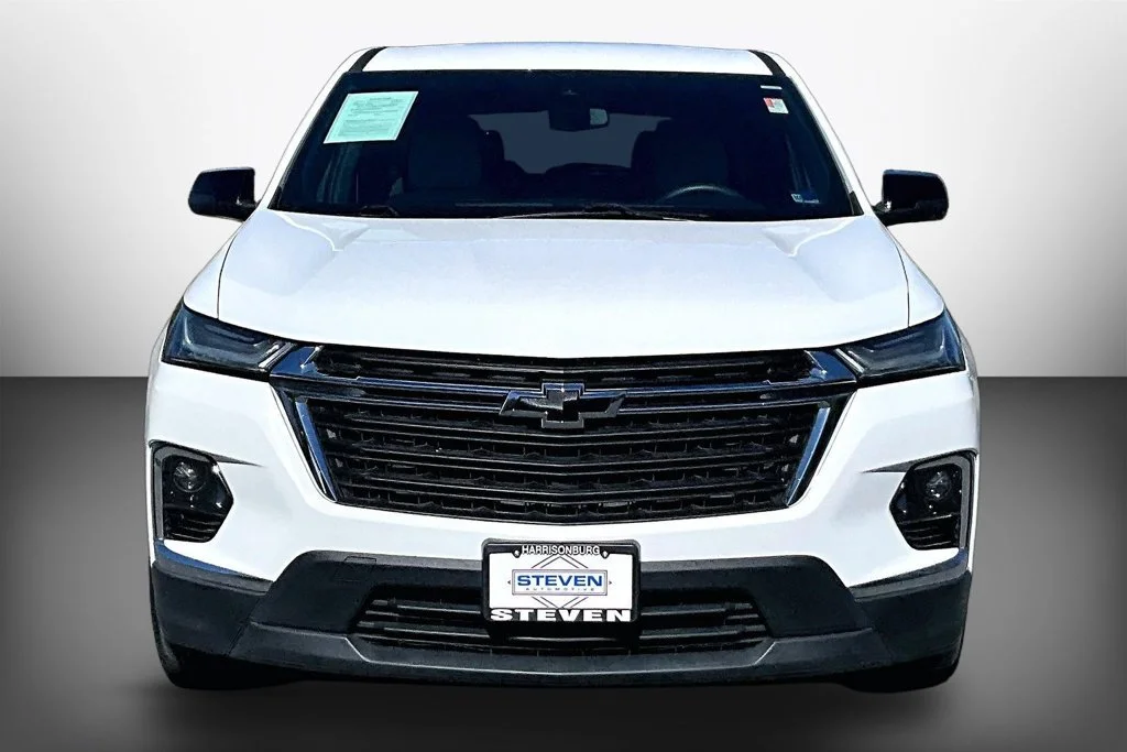 Used 2022 White Chevrolet LS image 2