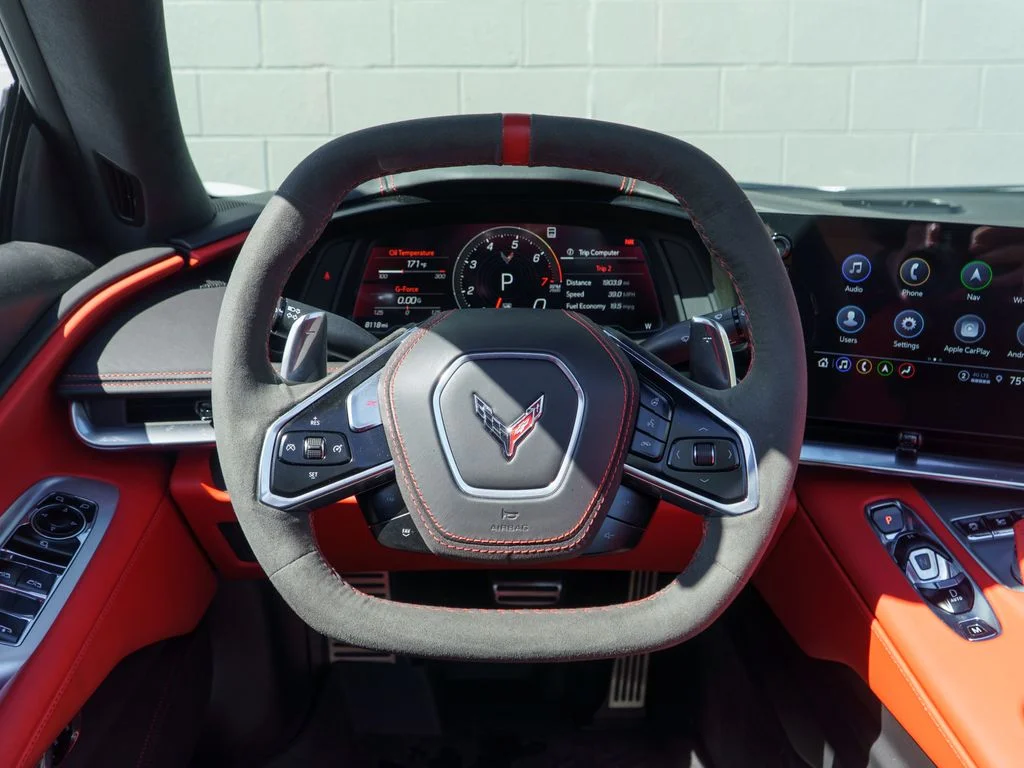 Used 2023 Arctic White Chevrolet Stingray image 23