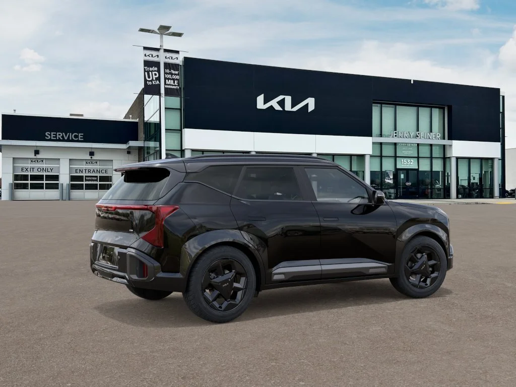 New 2027 Aurora Black Kia X-Line S image 6