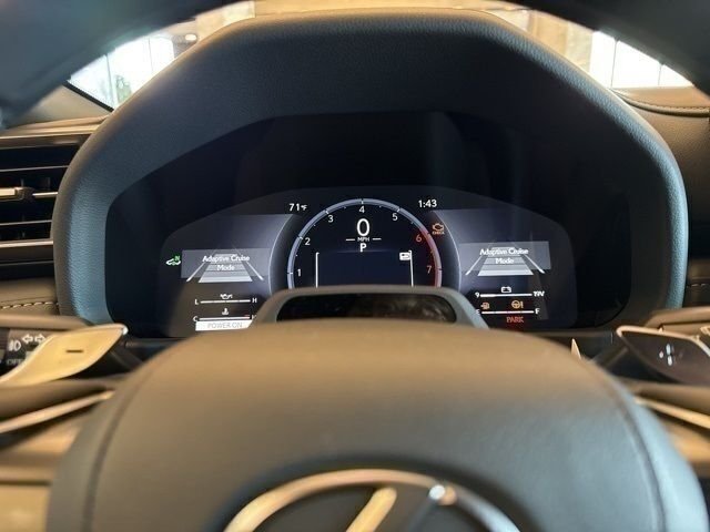 New 2026 Eminent White Pearl Lexus LX 700h LUXURY image 16