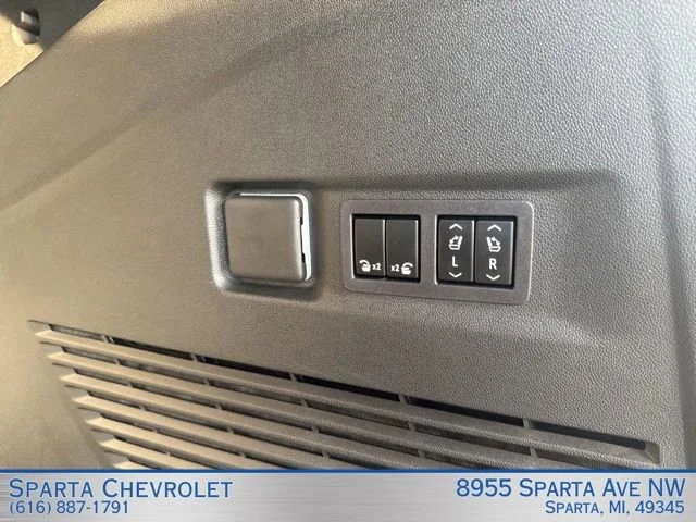 Used 2026 Onyx Black GMC AT4 Ultimate image 35