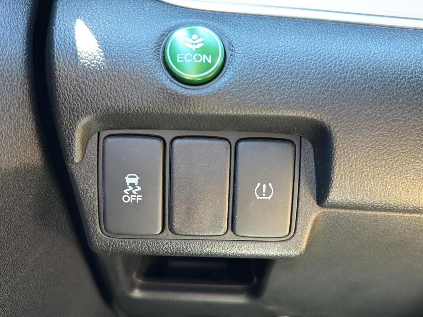 Used 2015  Honda LX image 14