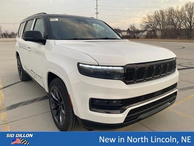 New 2025 Bright White Clearcoat Jeep Series II Obsidian image 6