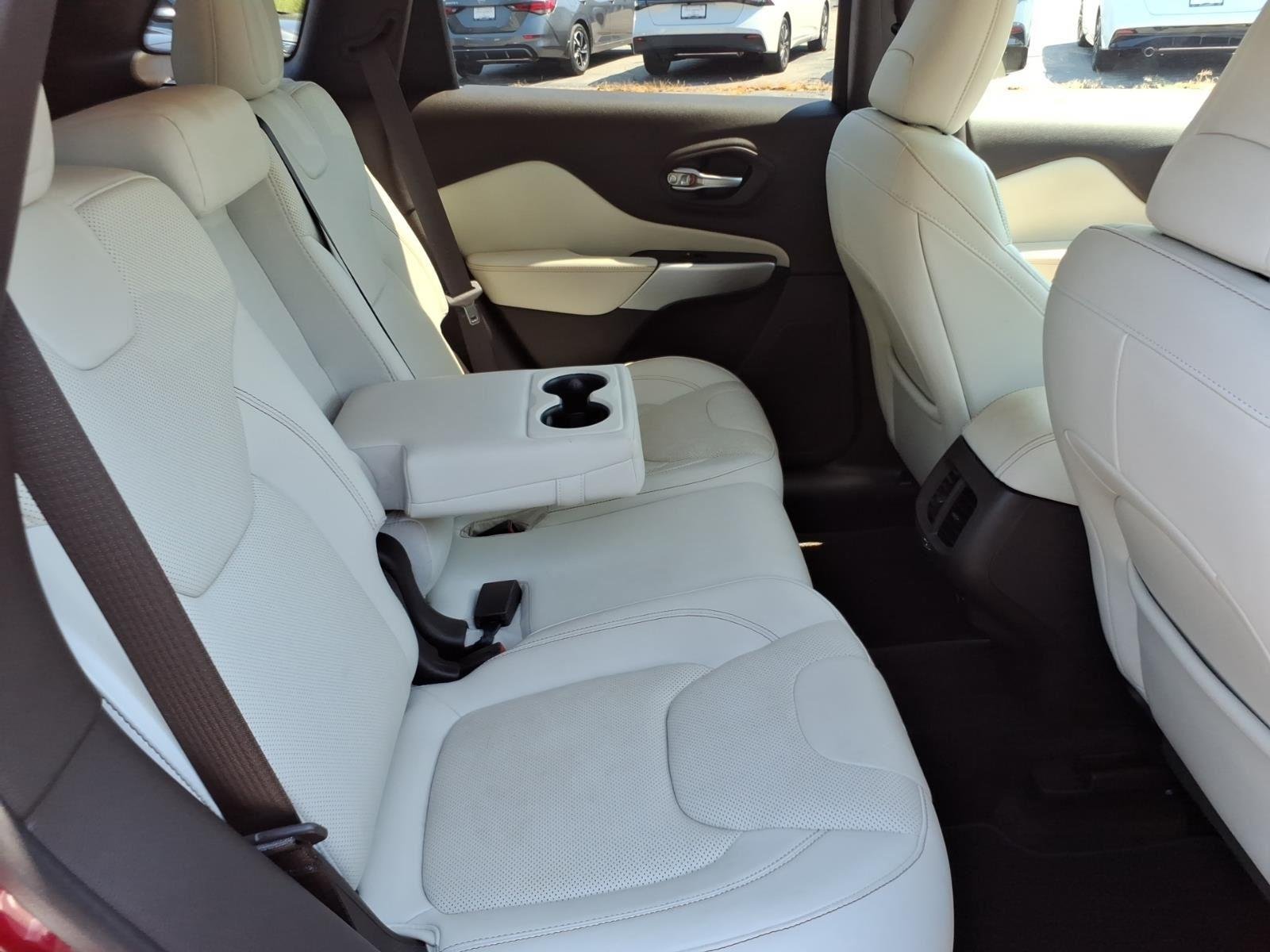 Used 2016 Deep Cherry Red Crystal Pearlcoat Jeep Overland image 22
