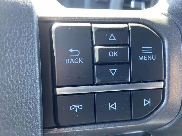 New 2026 Oxford White Ford XLT image 16