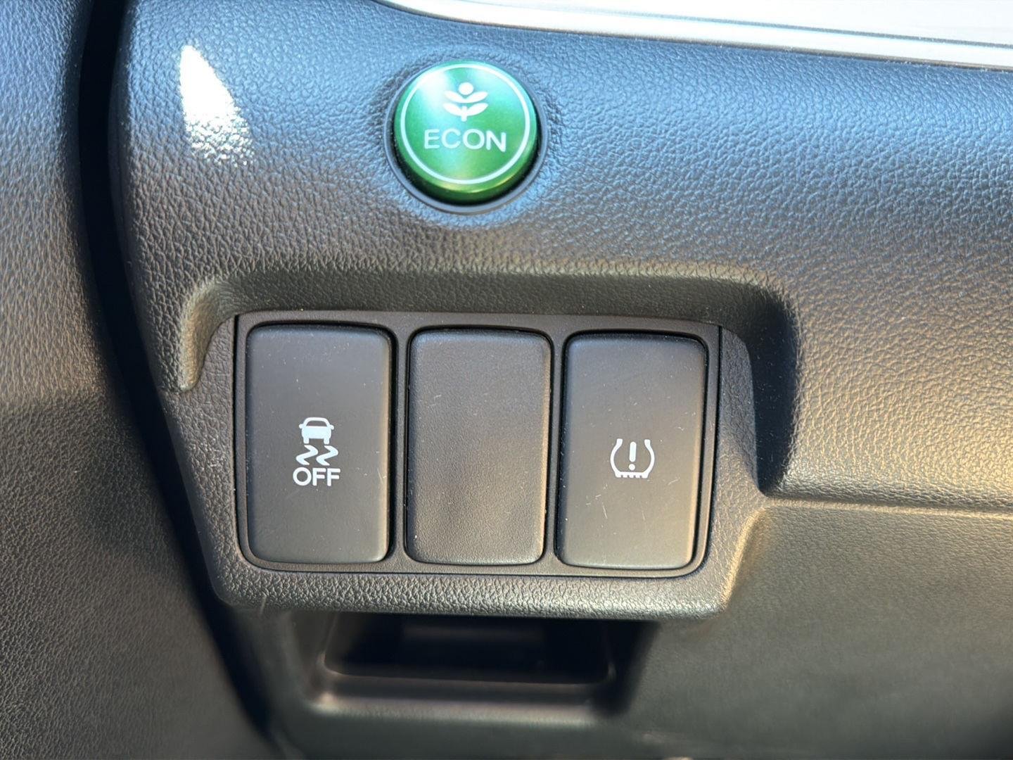 Used 2015  Honda LX image 14