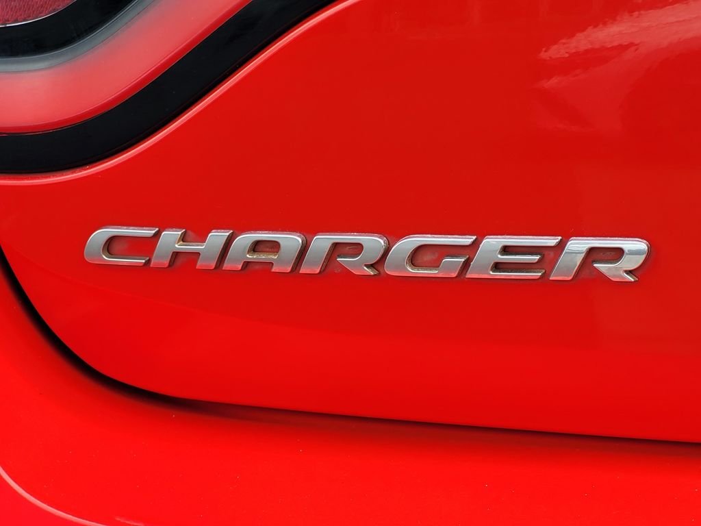 Used 2021 Red Dodge SXT image 10