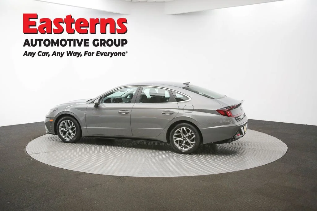 Used 2023 Gray Hyundai SEL image 57