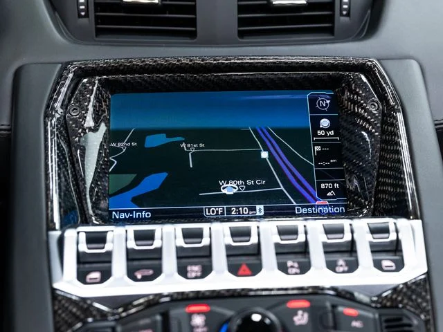 Used 2014  Lamborghini  image 36