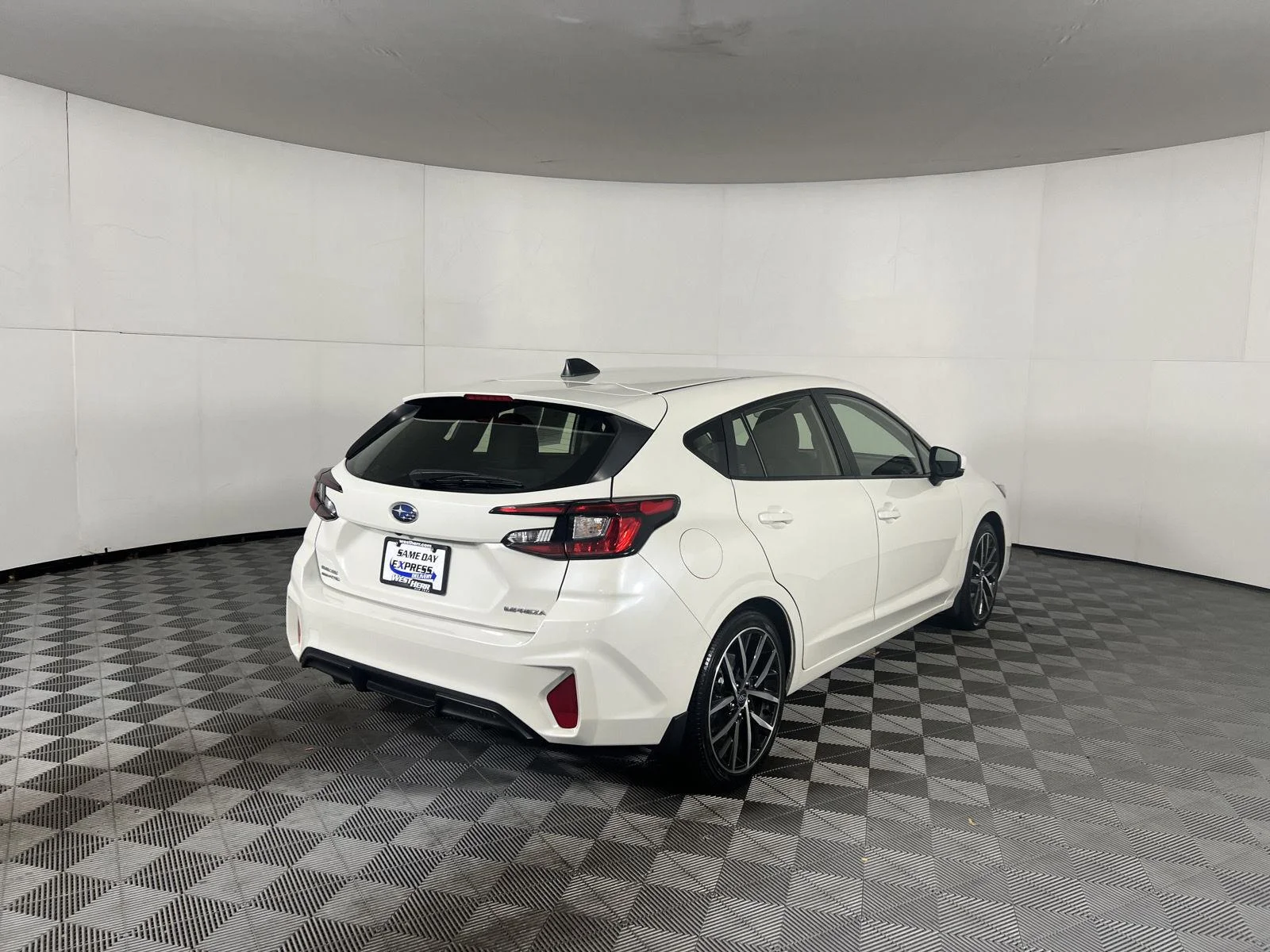 Used 2024 Crystal White Pearl Subaru Sport image 9
