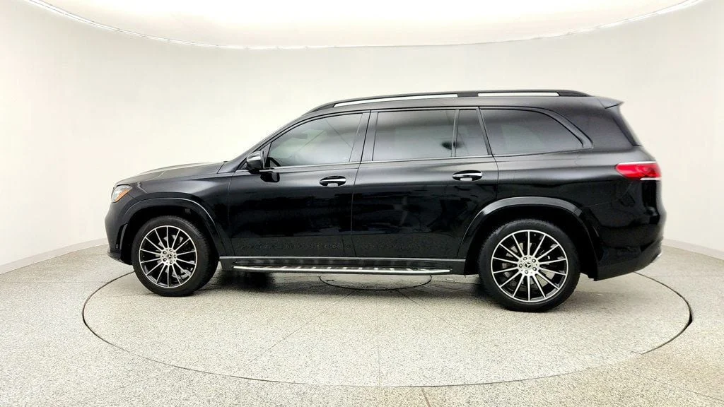 Used 2023 Black Mercedes-Benz GLS 450 4MATIC® SUV image 8