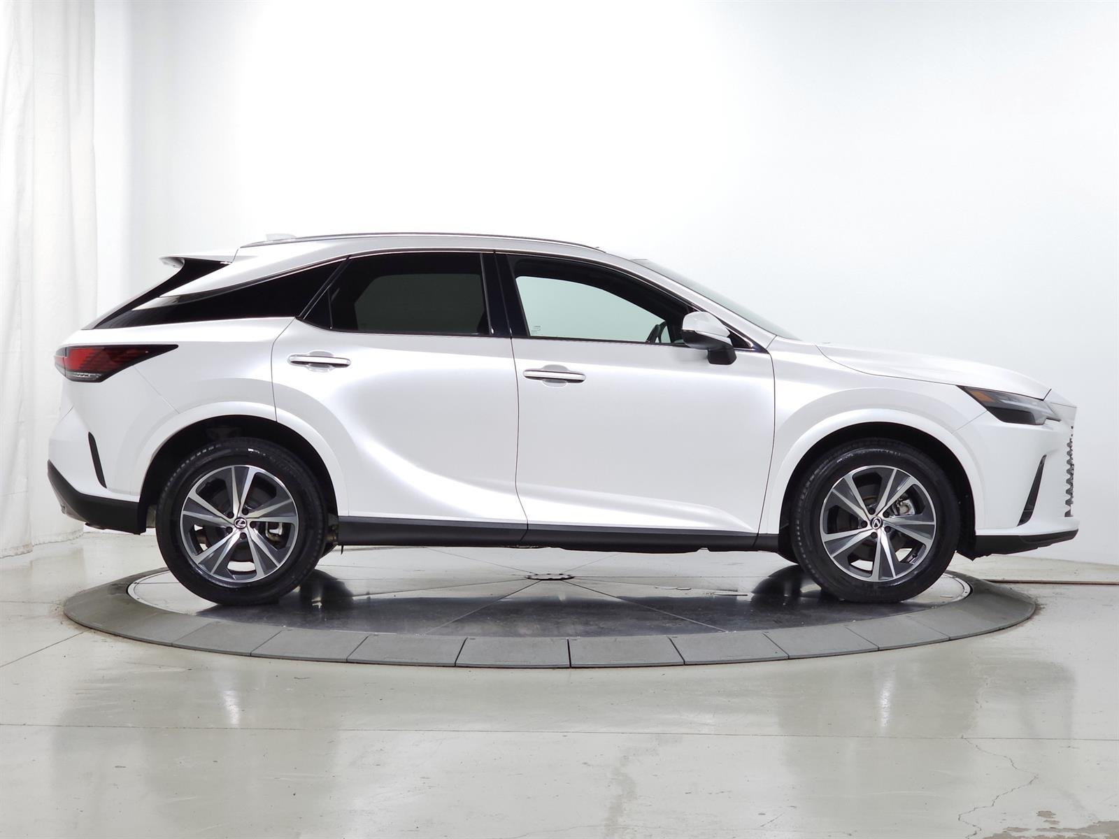 Certified Used 2023 White Lexus PREMIUM image 12