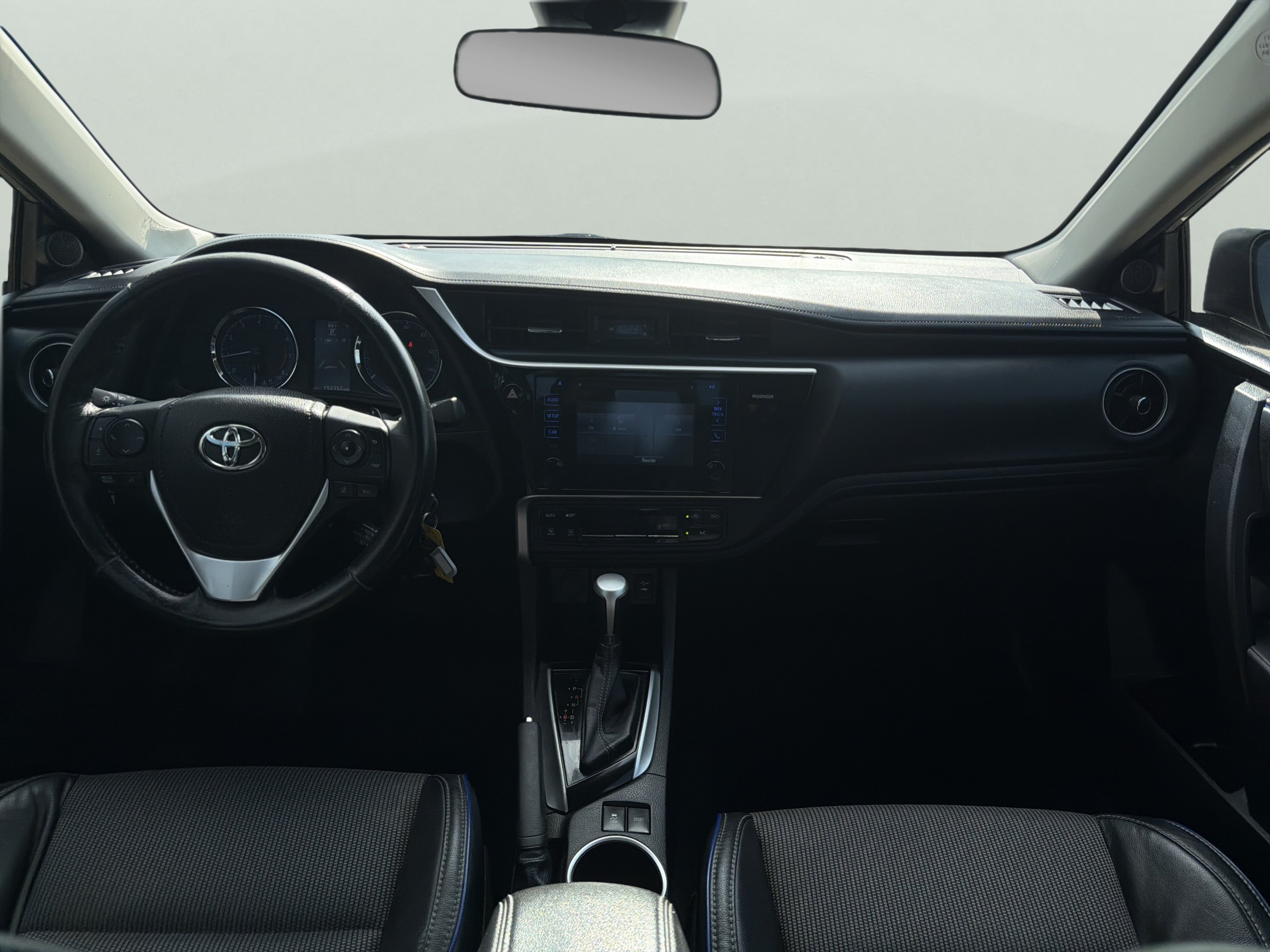 Used 2017 Silver Toyota SE image 2