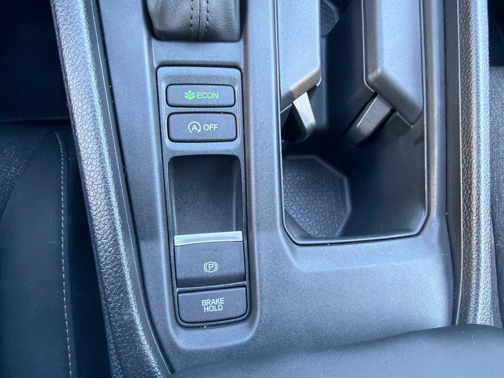Certified Used 2025  Honda SE image 30