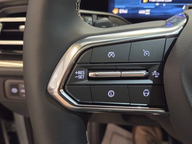 2027 Chevrolet Traverse Z71 - Photo 31
