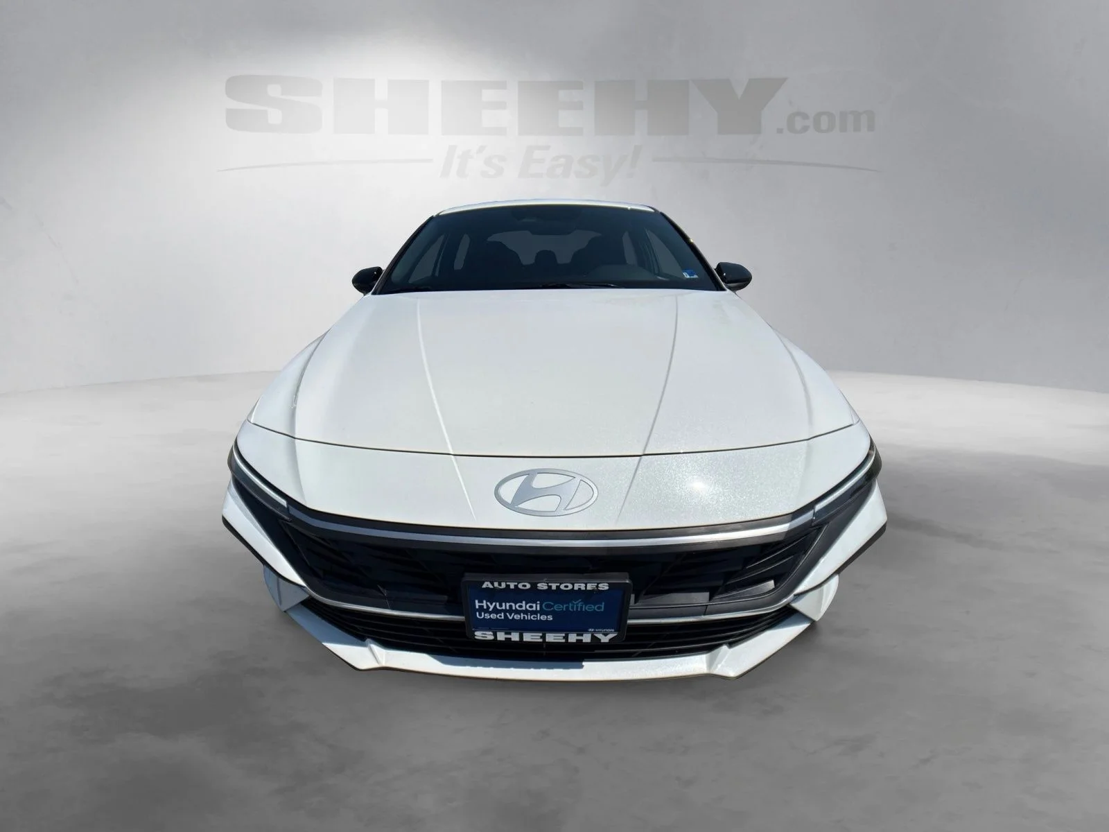 Used 2025 White Hyundai SEL Sport image 19