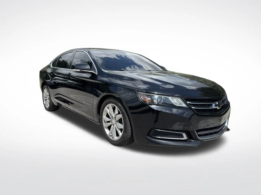 Used 2017 Black Chevrolet LT image 2