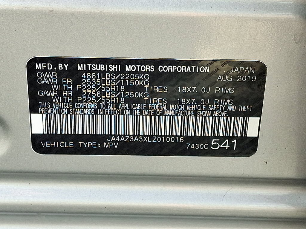 Used 2020 Silver Mitsubishi ES image 28