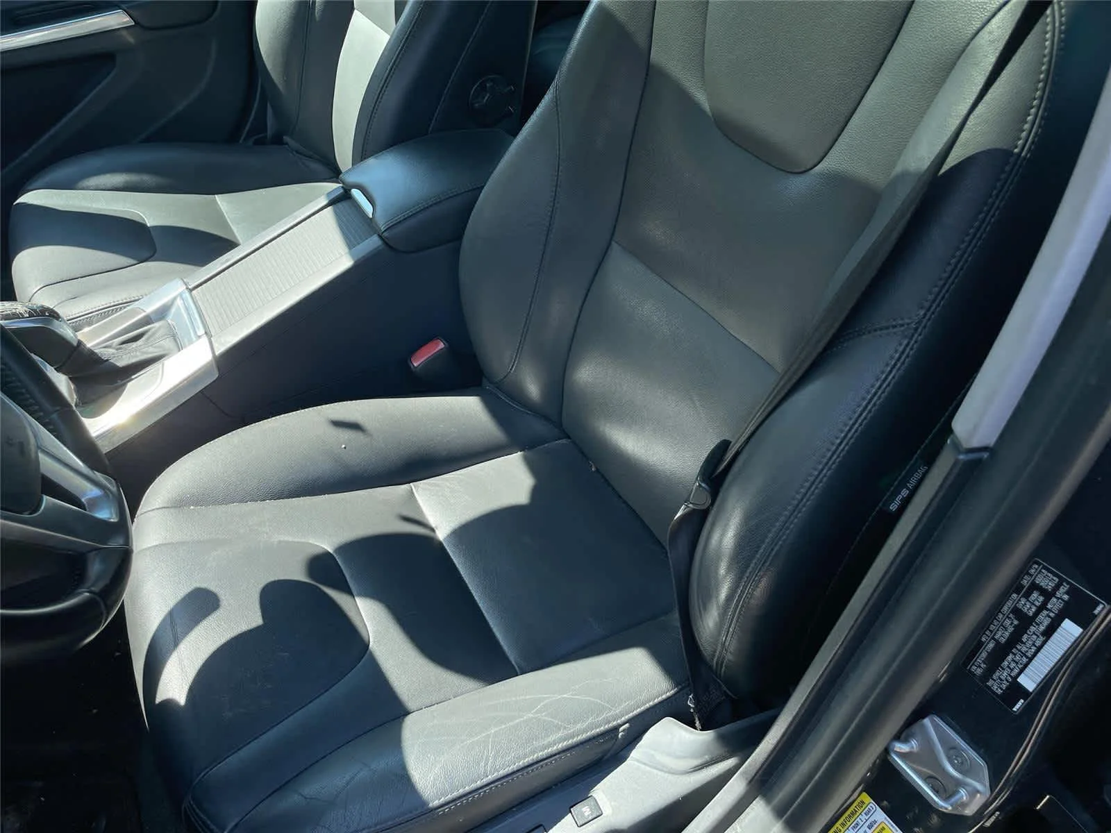 Used 2015 Gray Volvo T5 Premier image 12