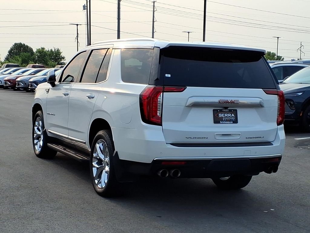 Used 2023 White Frost Tricoat GMC Denali image 13