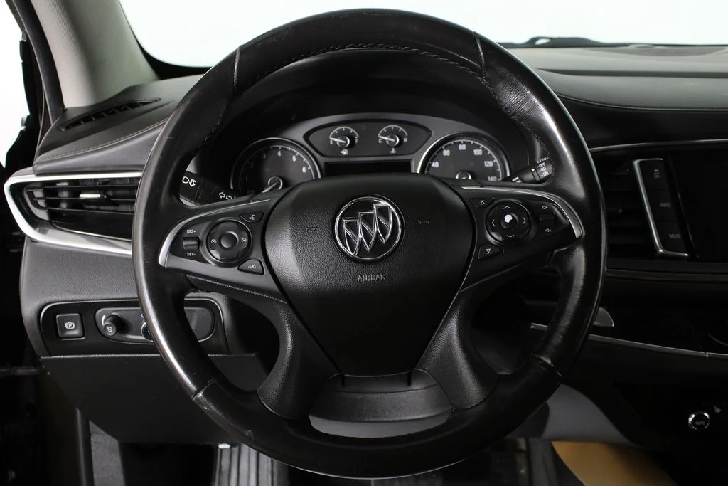 Used 2019 Brown Buick Essence image 25